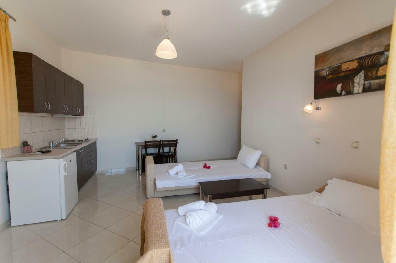 Siarbas Hotel Paralia Vrachou Luaran gambar
