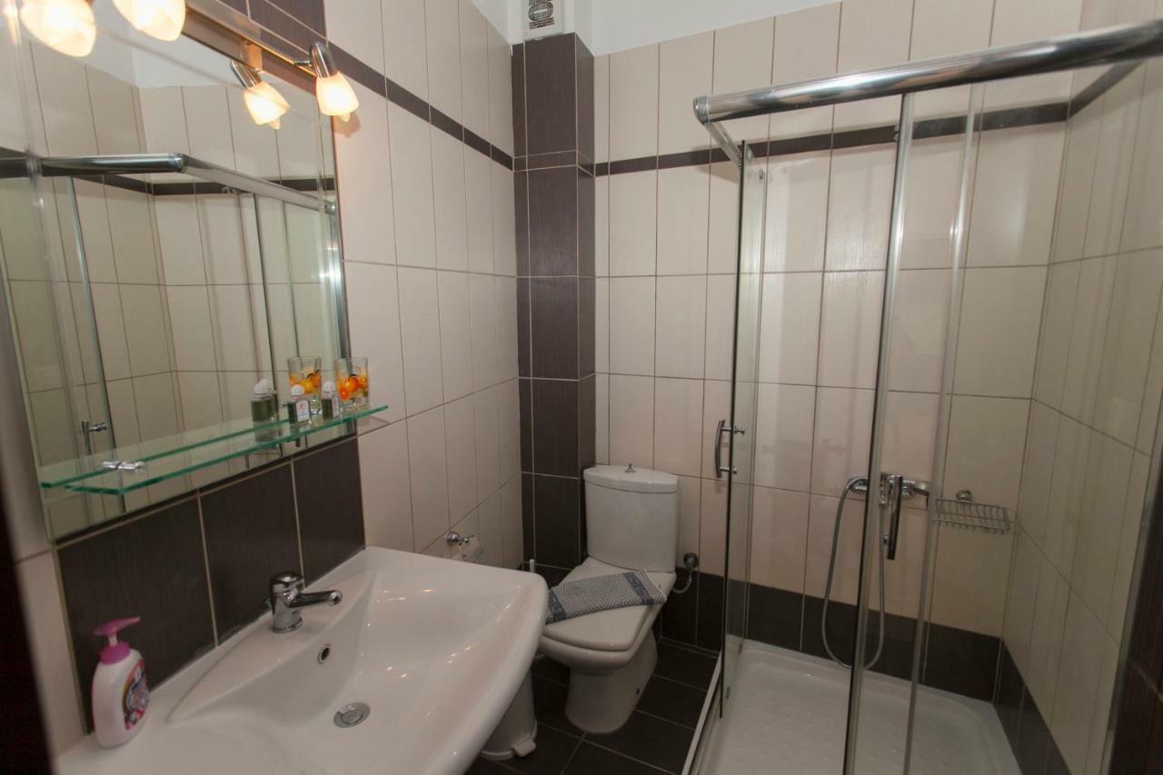Siarbas Hotel Paralia Vrachou Luaran gambar