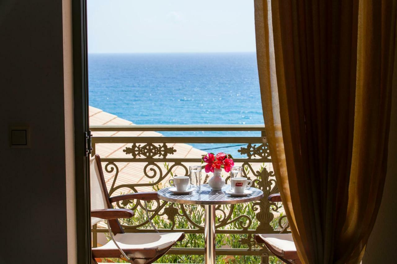 Siarbas Hotel Paralia Vrachou Luaran gambar